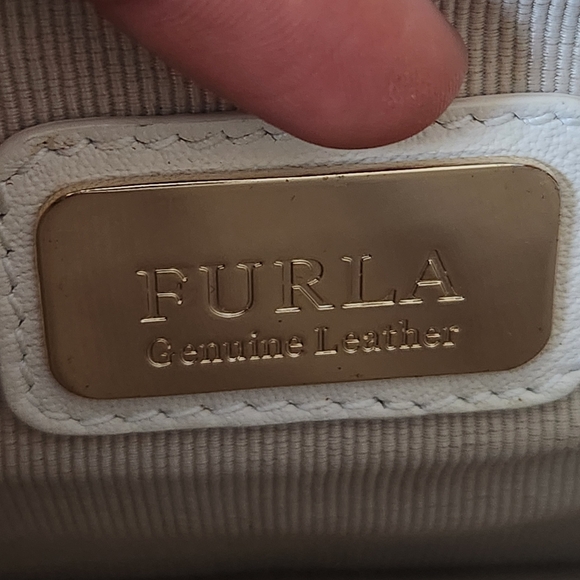 Furla Metropolis Beige Leather Crossbody Bag - Picture 2 of 16